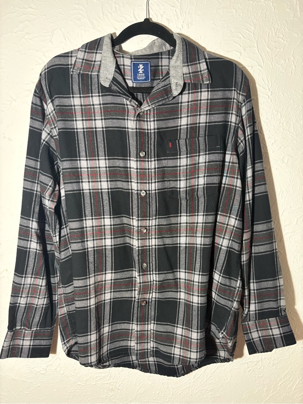 Izod Black, Gray & Red Plaid Button-Down Shirt Flannel